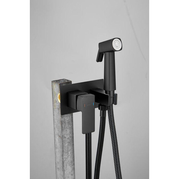 Набор для гигиенического душа Belz B55808-7 (со скрытой частью) чёрный матовый - фото 