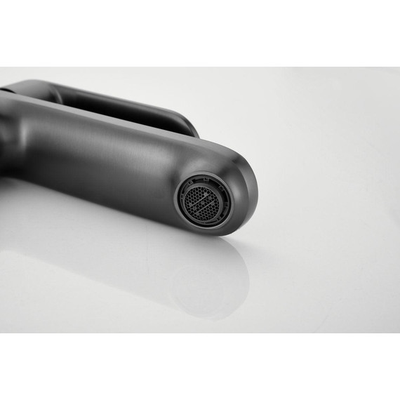 Смеситель для раковины с лейкой для биде Belz B12713-3, оружейная сталь - фото 32