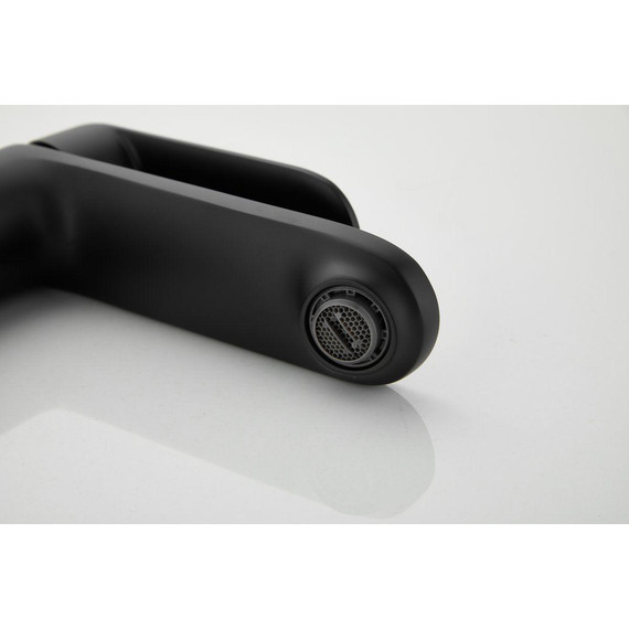 Смеситель для раковины с лейкой для биде Belz B12713-7, чёрный - фото 25