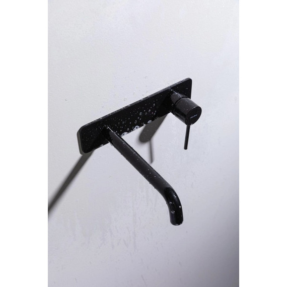 Смеситель для раковины настенный Allen Brau Glority 5.51004-31 (со скрытой частью) чёрный матовый - фото 9