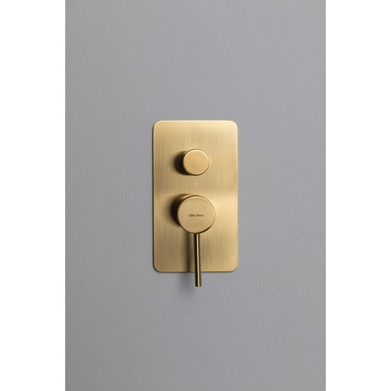 Смеситель для ванны Allen Brau Priority 5.31A11-GB (со скрытой частью) золото - фото 4