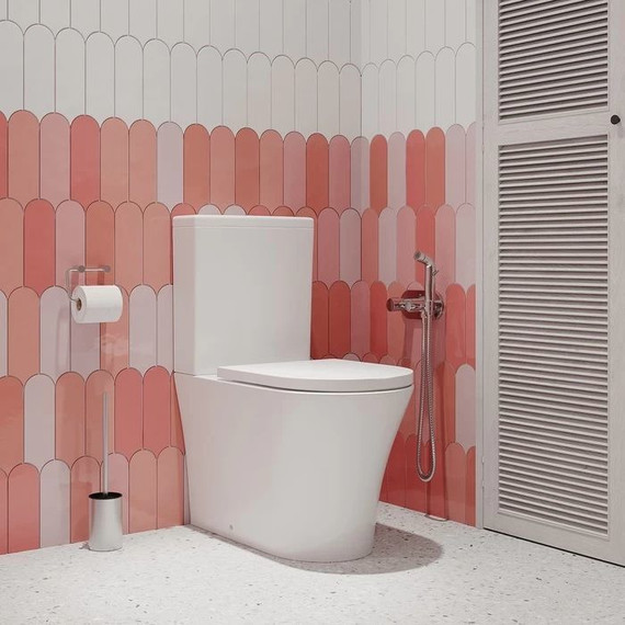 Унитаз-компакт безободковый Iddis Stone STNRDSEi24 с крышкой микролифт - фото 4