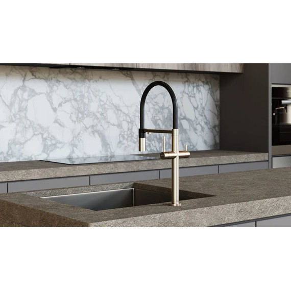 Смеситель для кухни Boheme Uno 115-MG, чёрный/золото, Цвет производителя: чёрный, золото матовое - фото 2